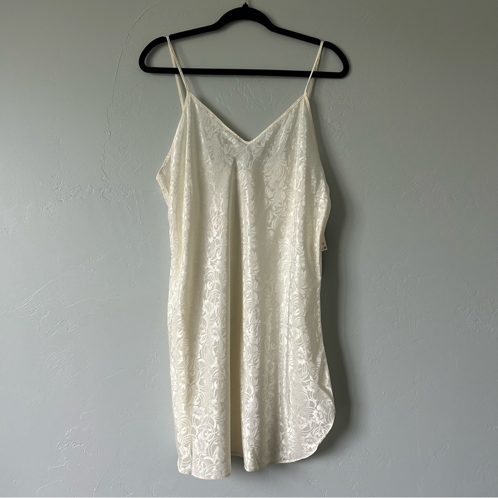 Vintage White Floral Embossed Tank Slip Dress 1x Ethereal Fairy Cottage Coquette